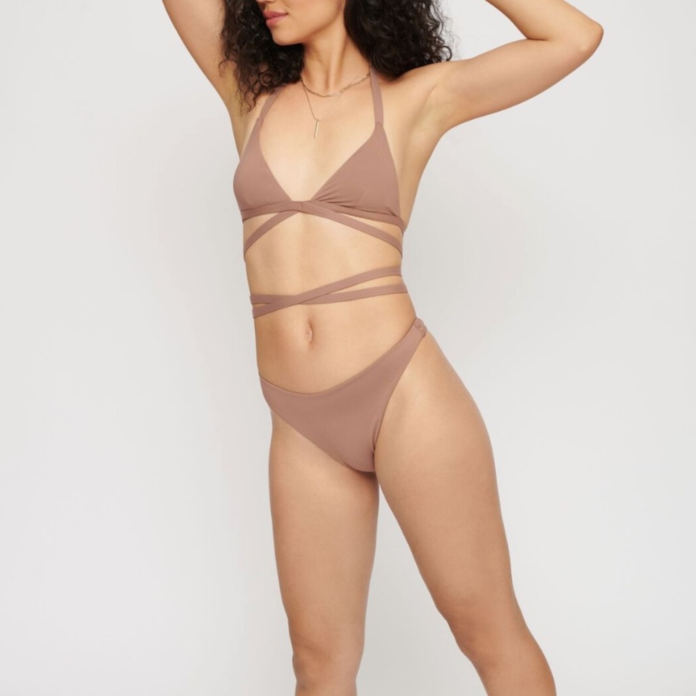 Dynamite stroppy bikini set